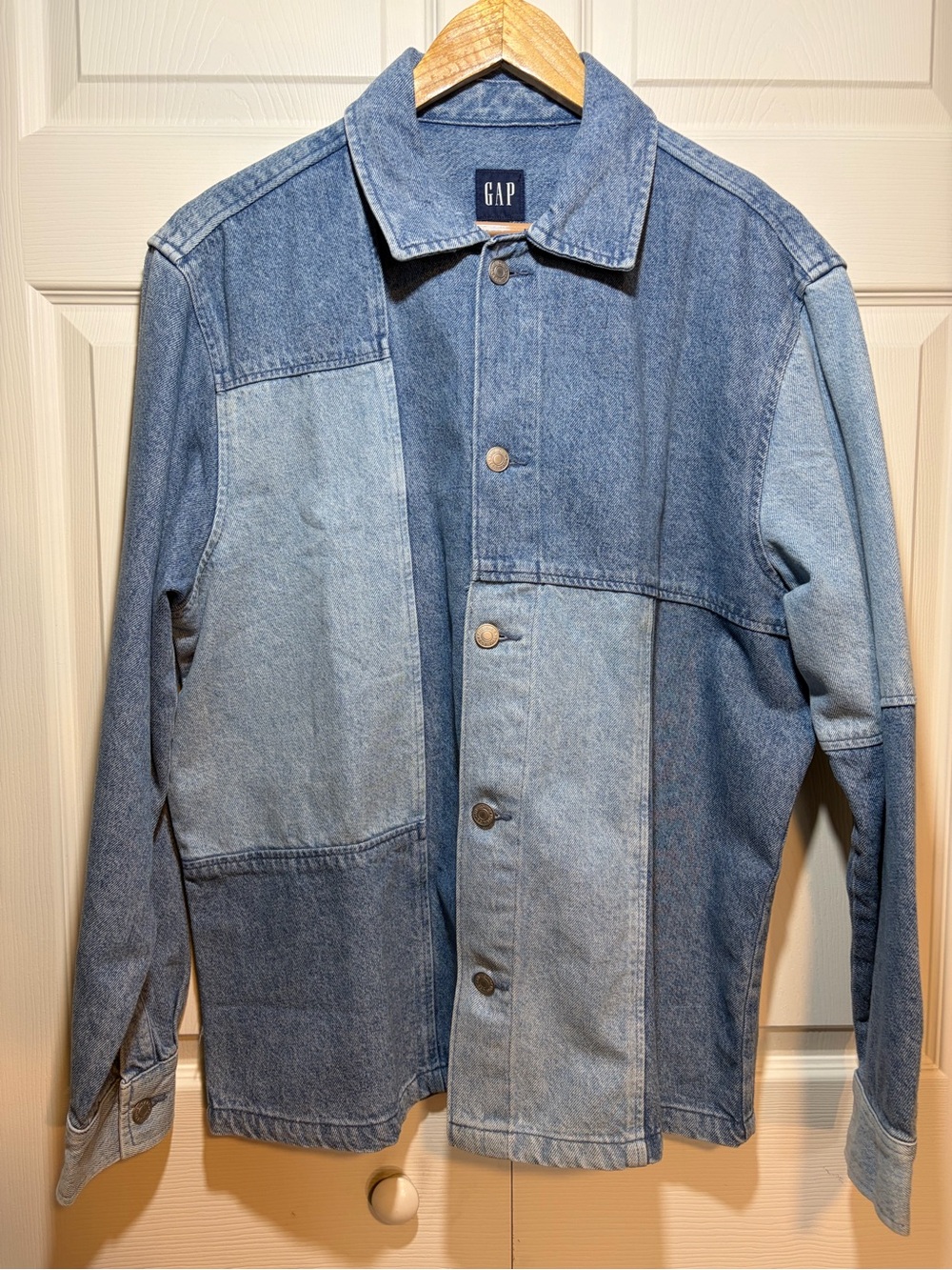GAP Men's Two-Tone Denim Button-Up Jacket - Medium & Light Blue